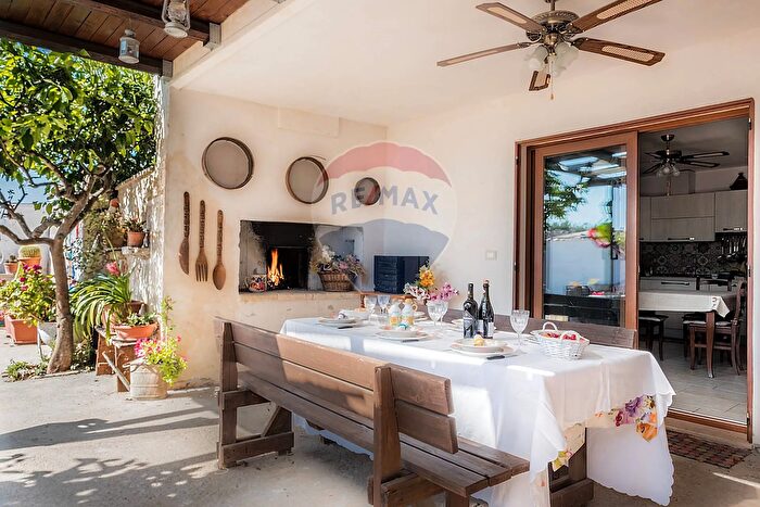 Casa quadrilocale in vendita in Mesagne