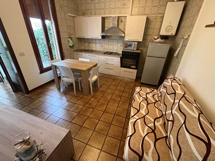 Appartamento trilocale in affitto in Via Galileo Ferraris, Chiesanuova, Padova