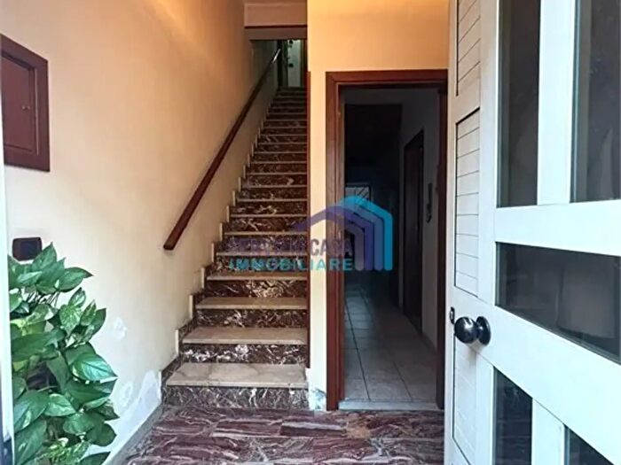 Casa con 10 locali in vendita in Via Sparagona, Santa Teresa Di Riva