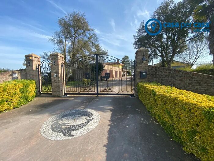 Casa con 7 locali in vendita in Porto Tolle Via Parri, Porto Tolle