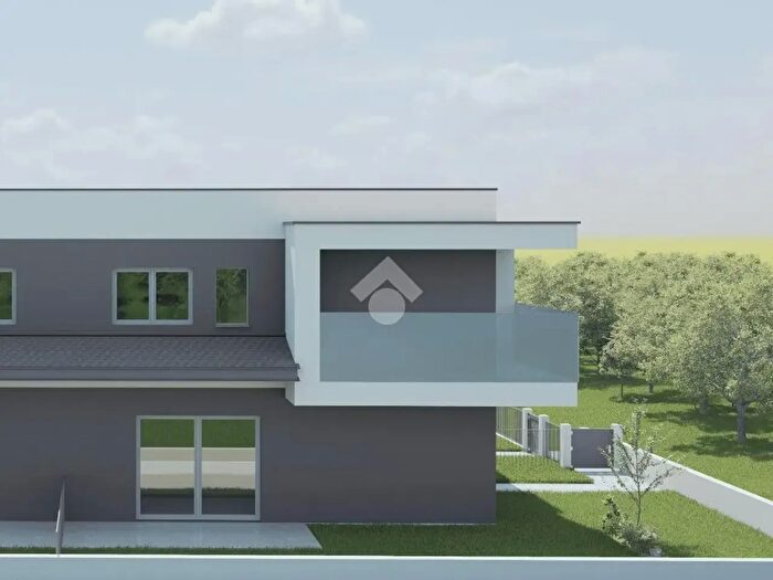 Casa con 5 locali in vendita in Via Liberazione, Casalgrande