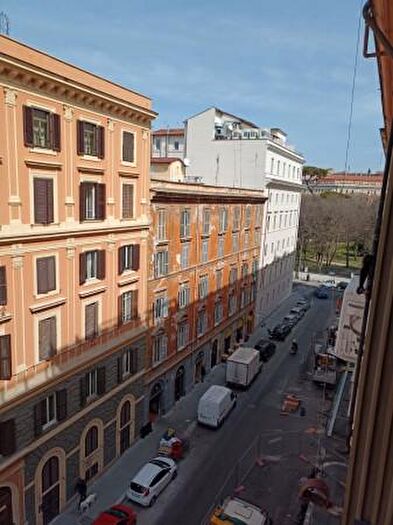 Appartamento trilocale in vendita in Via Cernaia, Roma