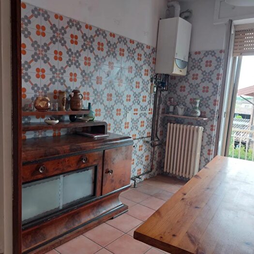 Appartamento trilocale in vendita in Santa Giuletta