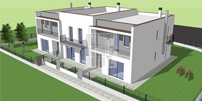 Casa quadrilocale in vendita in Via Laura Grassini, Loreggia