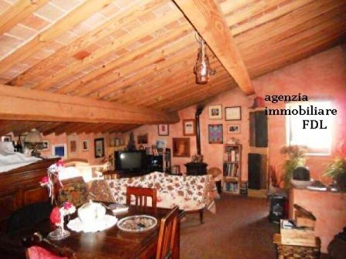 Appartamento con 6 locali in vendita in Via Camillo Benso Conte di Cavour, Casciana Terme Lari