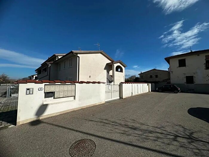 Appartamento trilocale in vendita in Via Chiavaccini, Ponsacco