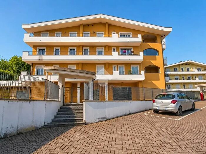 Appartamento quadrilocale in vendita in Via Pescara, Mosciano SantAngelo