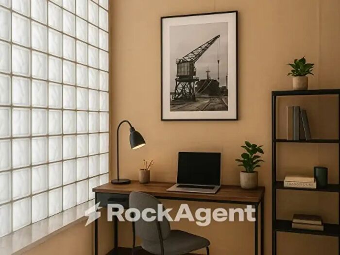 Appartamento quadrilocale in vendita in Via Antonio Cavagna Sangiuliani, Pavia