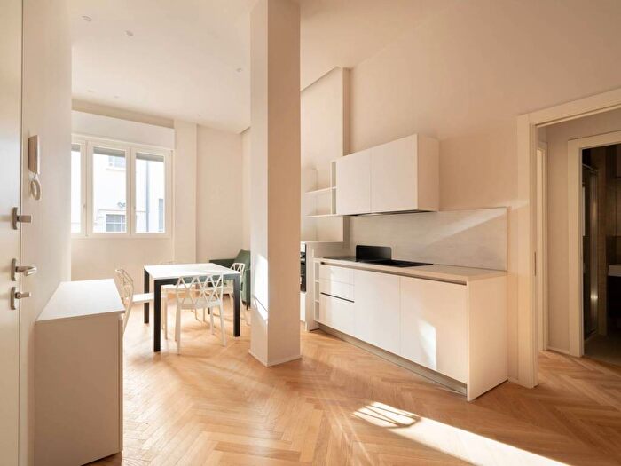 Appartamento bilocale in affitto in Via Giulio Belinzaghi, Farini, Milano