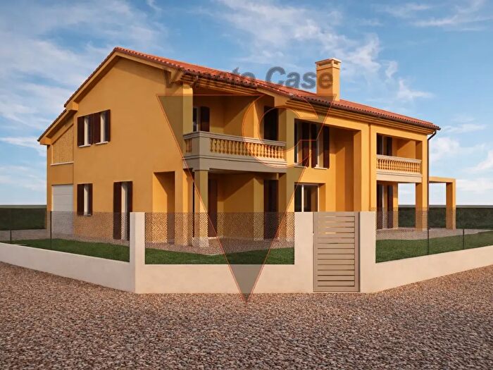 Casa quadrilocale in vendita in Via Pioga, Campodarsego