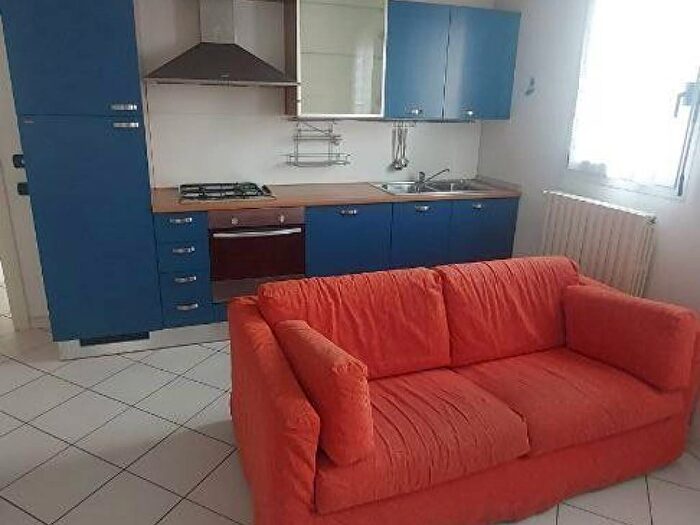 Appartamento bilocale in affitto in Viale Carlo Noè, Semicentro Ospedale, Gallarate