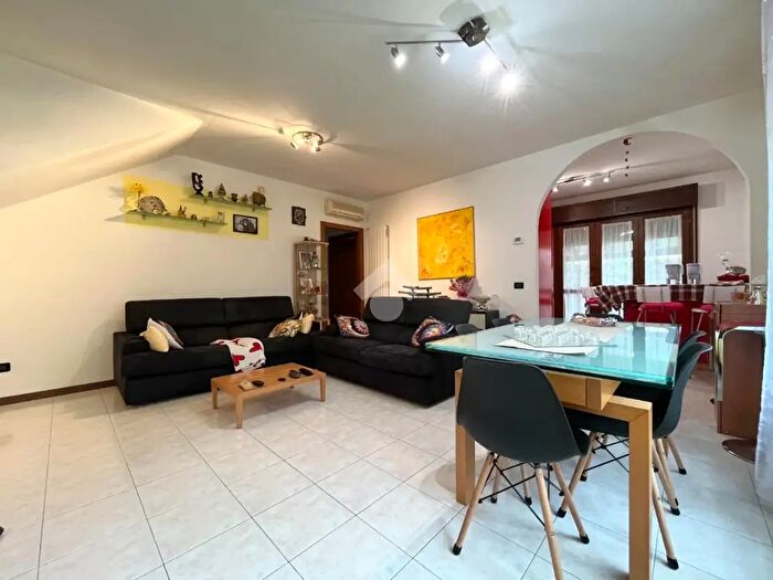 Appartamento quadrilocale in vendita in Via Ilaria Alpi, Ponte San Nicolo