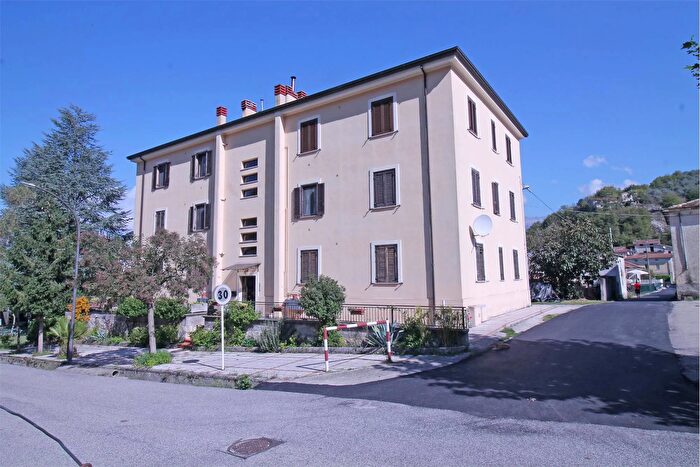 Appartamento trilocale in vendita in Villa Latina