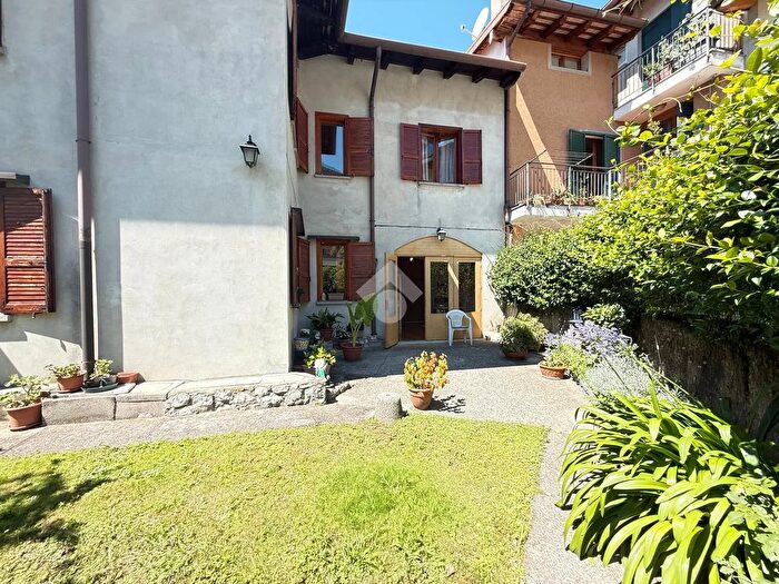 Casa con 5 locali in vendita in Via S Rocco, Gemona Del Friuli
