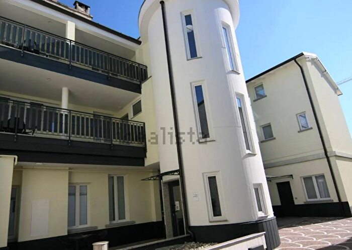 Appartamento monolocale in affitto in Via San Basilio, Greco Segnano, Milano