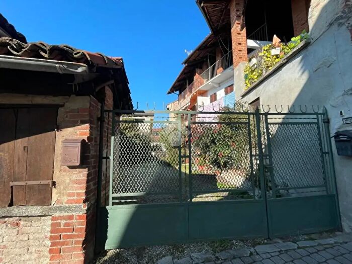 Casa bilocale in affitto in Via Ruetto, Torre Canavese