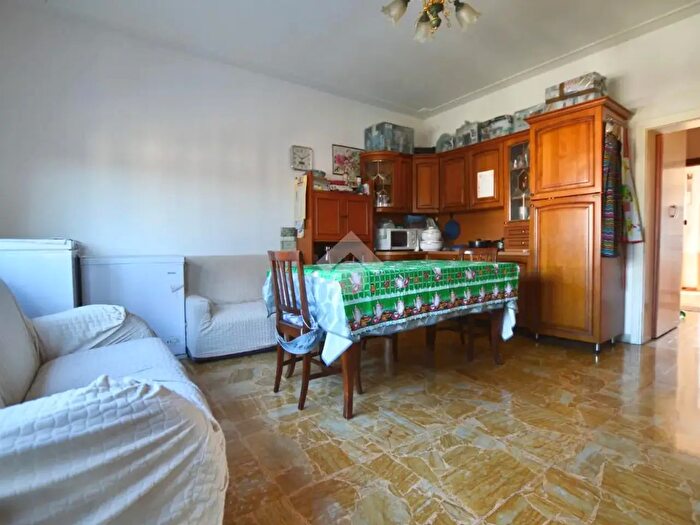 Appartamento trilocale in vendita in Via Ettore Magello, San Dona Di Piave