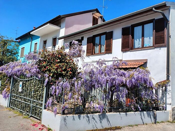 Appartamento trilocale in vendita in Via dei Mille, Villasanta