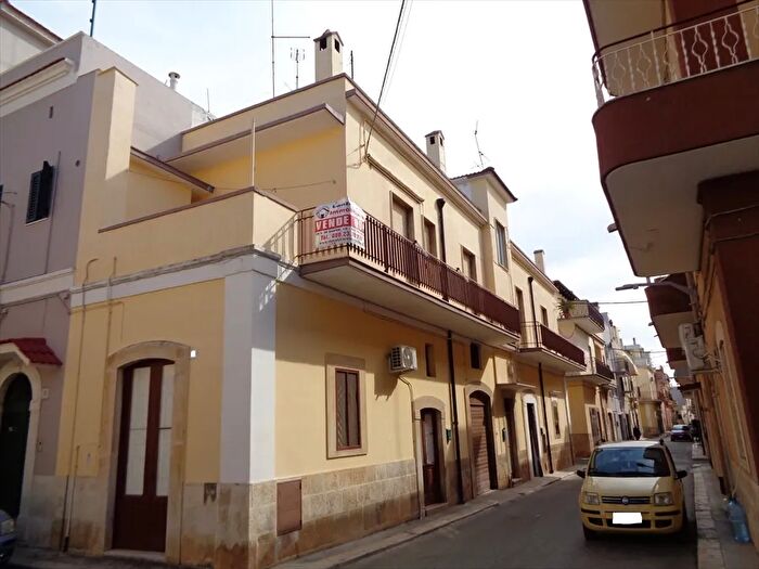 Casa quadrilocale in vendita in Via Ettore Fieramosca, Palo Del Colle