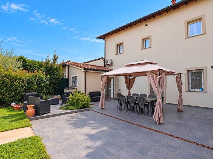 Casa con 5 locali in vendita in via degli Allori, San Giusto San Cresci, Campi Bisenzio
