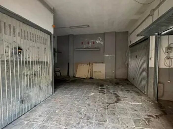 Casa con 6 locali in vendita in Via Piacenza, Genova