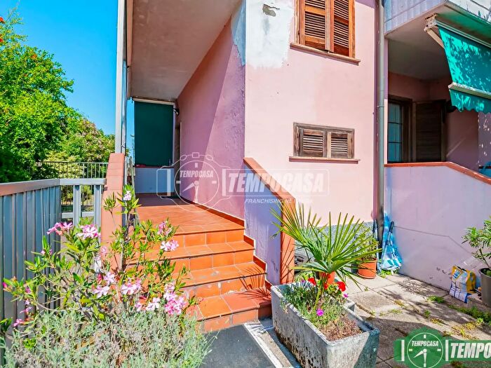 Casa con 5 locali in vendita in Viale Europa, Lodi Vecchio