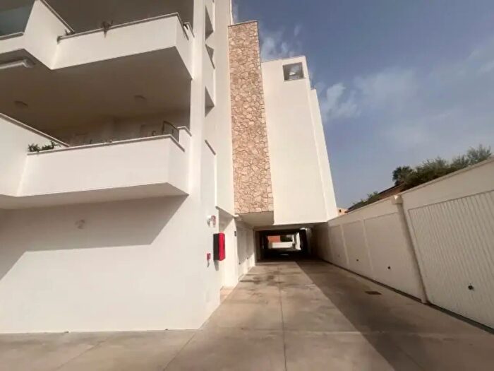 Appartamento trilocale in vendita in Via Carbia, Alghero