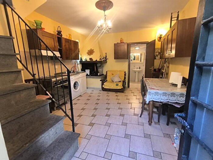 Casa trilocale in vendita in Montefiascone