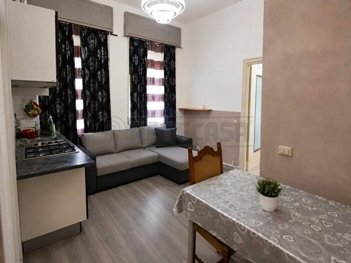 Appartamento bilocale in vendita in Via Carlo Vittori, Cremona