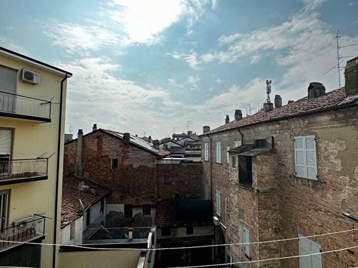Appartamento trilocale in affitto in Via Taverna Ospedale, Piacenza