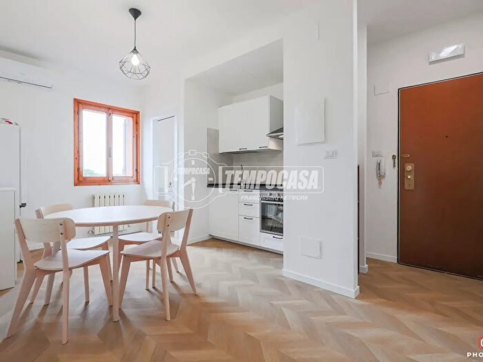 Appartamento trilocale in vendita in Via dell'Arcoveggio, Bologna