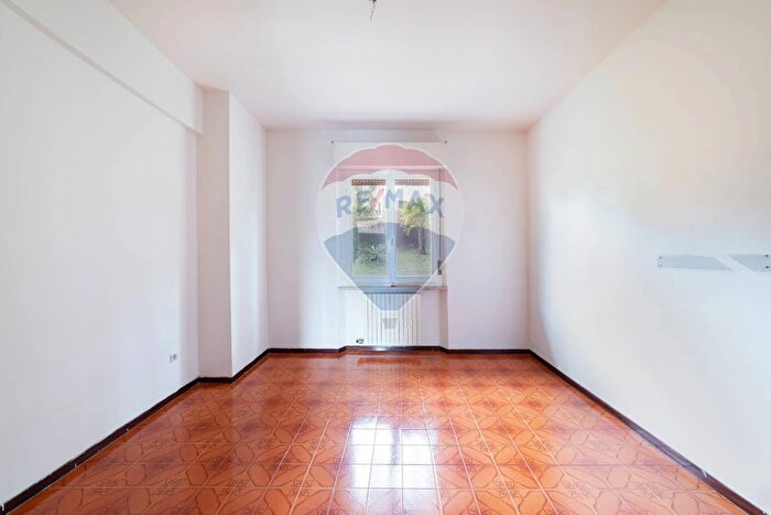 Appartamento con 5 locali in vendita in Via G di Vittorio, Serra De Conti