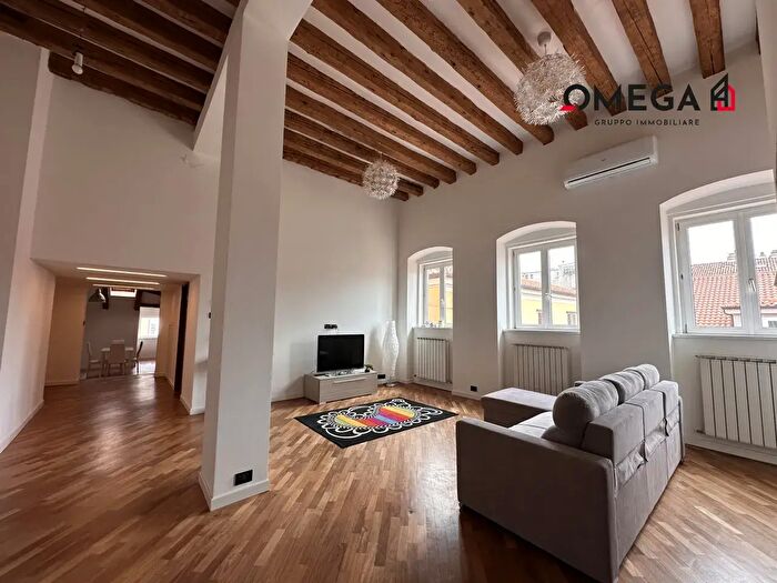 Appartamento in vendita in Via Roma, Trieste