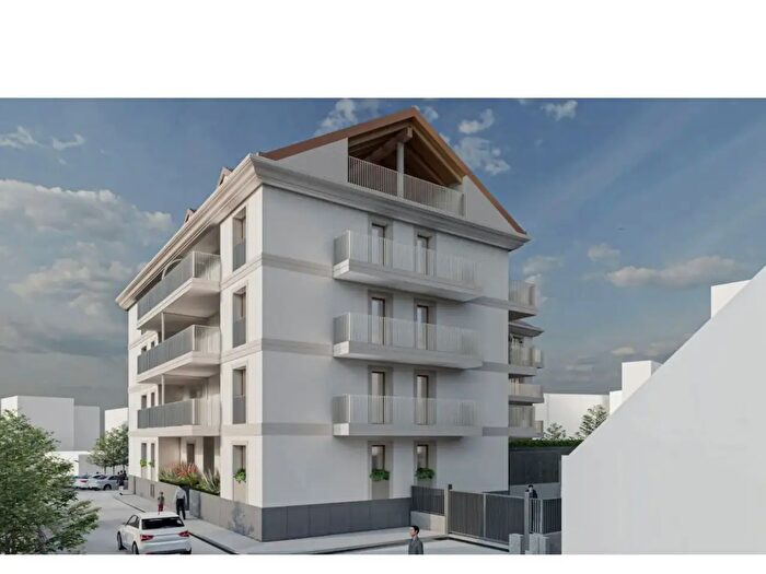 Appartamento quadrilocale in vendita in Via Battisti, Trofarello