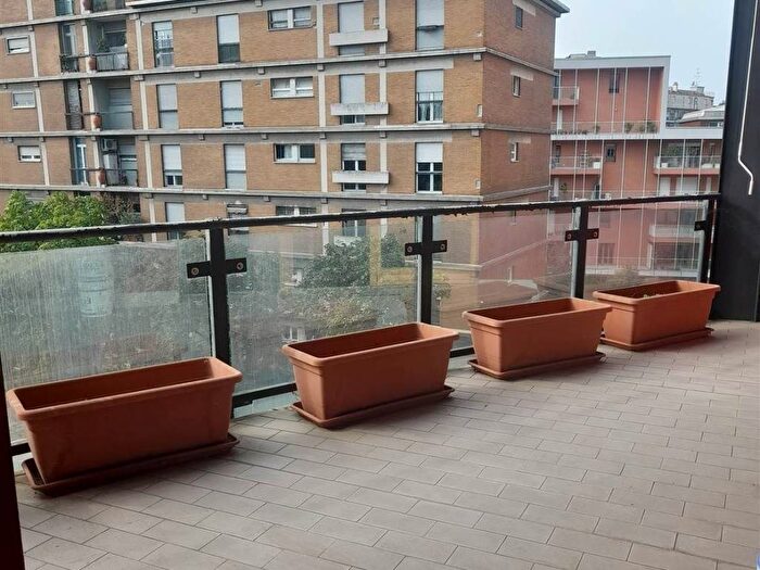 Appartamento trilocale in affitto in Via Osoppo, San Siro, Milano