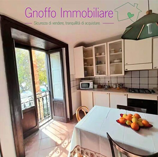 Appartamento trilocale in affitto in Viale Regina Elena, Centro, Trapani