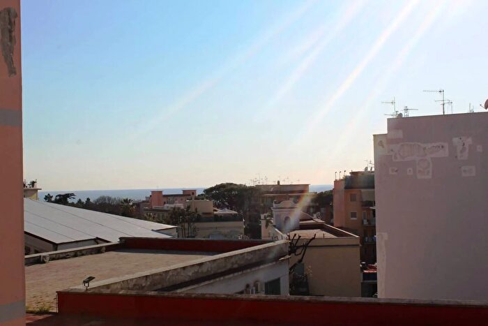 Appartamento bilocale in vendita in Via Libertà Portici, Portici