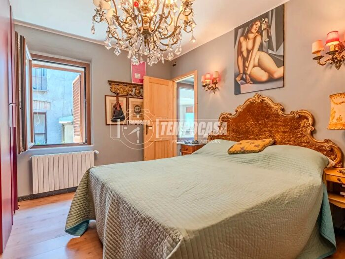 Appartamento bilocale in vendita in Via Zuccari, Viterbo
