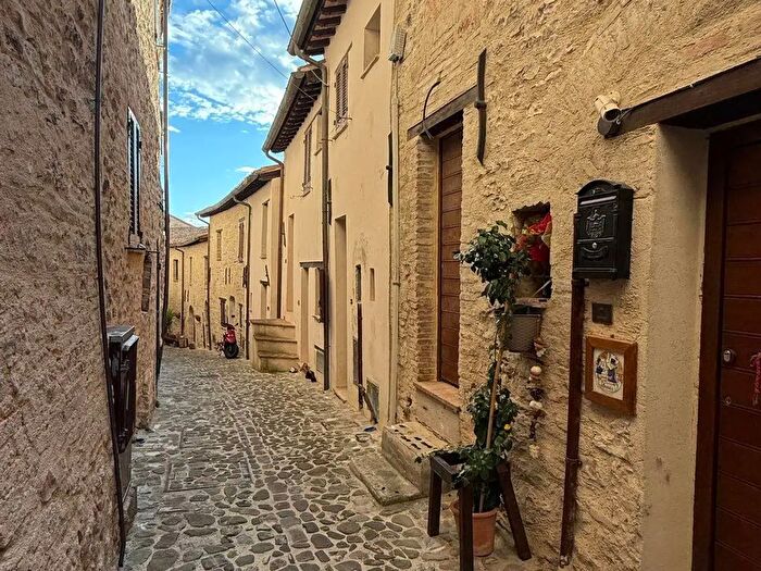 Appartamento monolocale in vendita in Via Ortaccio, Nocera Umbra