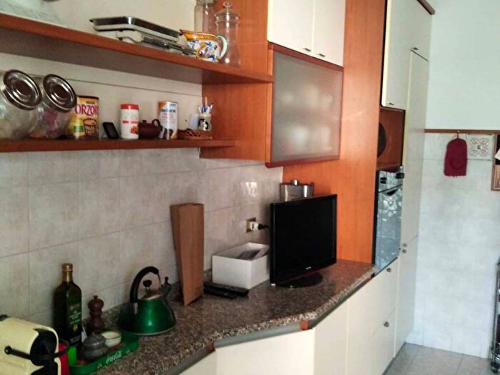 Appartamento bilocale in affitto in Via Sant'Anatalone, Inganni, Milano