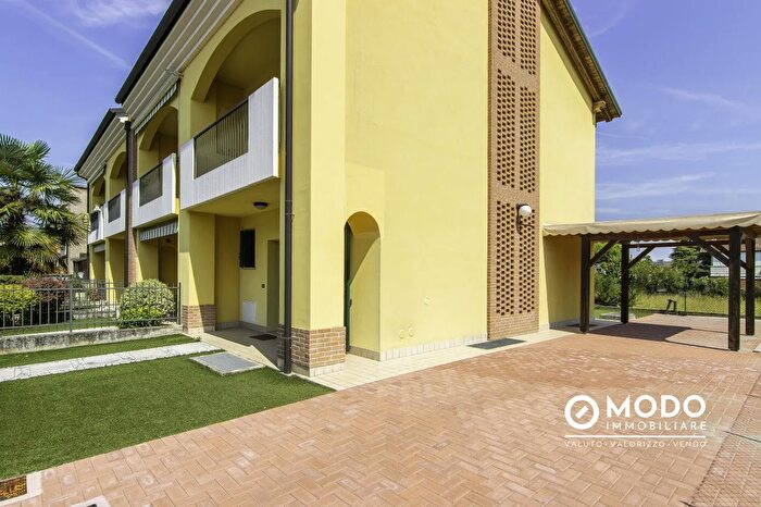 Case in Vendita e in Affitto - 3