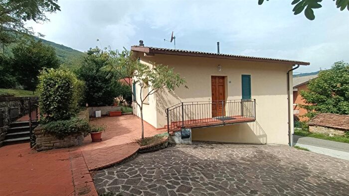 Casa trilocale in vendita in Via Viacciola Castiglione dei Pepoli, Castiglione Dei Pepoli
