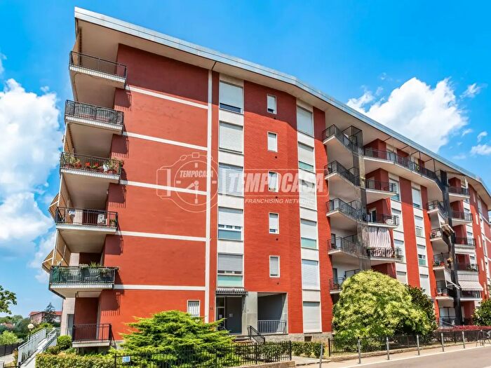 Appartamento quadrilocale in vendita in Via Fratelli Fea, Chieri