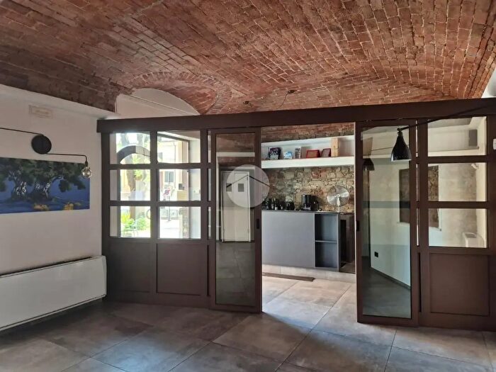 Appartamento trilocale in vendita in Via C Cavour, Santa Maria Della Versa
