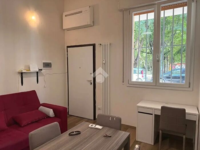 Appartamento bilocale in affitto in Via Leopoldo Fregoli, Bologna