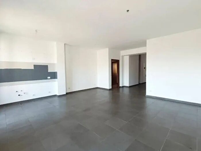 Appartamento trilocale in affitto in Via Fratelli Bandiera, Sesto San Giovanni