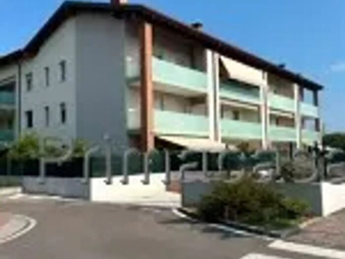 Appartamento trilocale in vendita in Verona