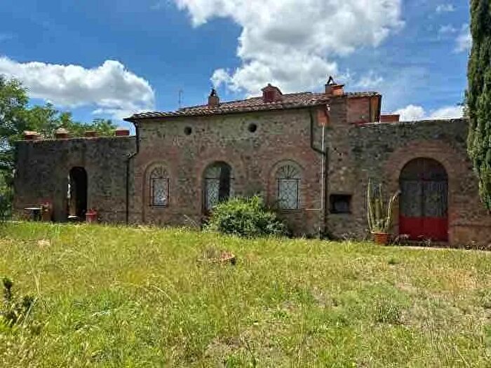 Casa con 15 locali in affitto in Magliano in Toscana, Magliano In Toscana