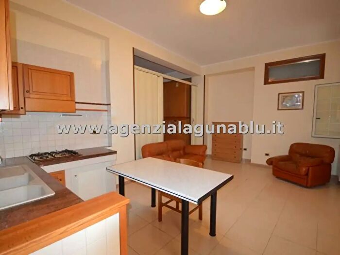 Appartamento bilocale in vendita in Corso Umberto I, Mazara Del Vallo