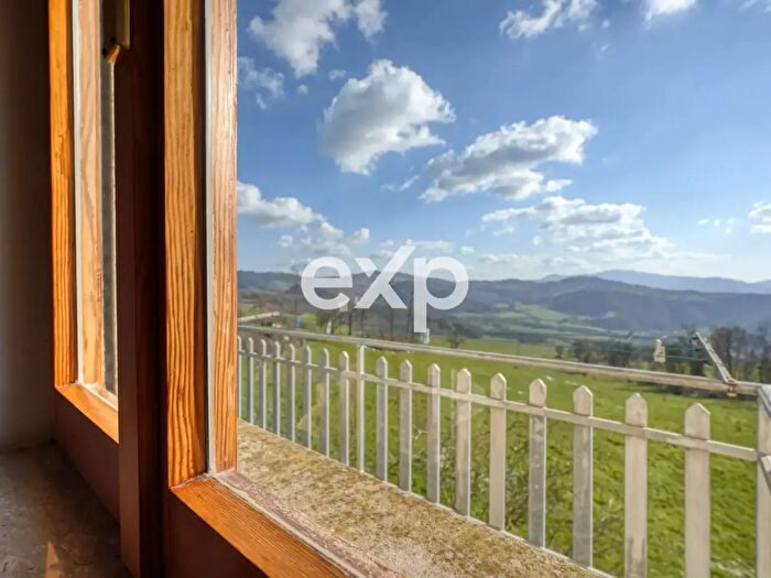 Appartamento con 9 locali in vendita in Pennabilli